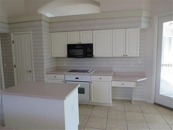 5th image of 1117 Arbor Glen Cir