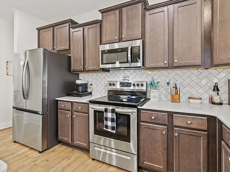 216 Bunting Dr — Photo 10
