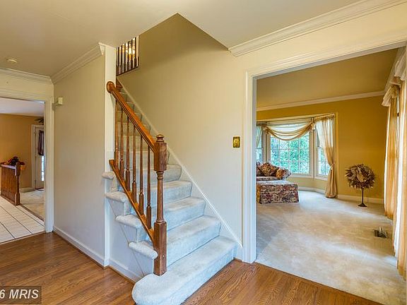 4th image of 15649 Neath Dr