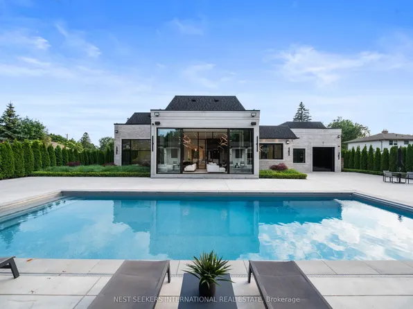 29 Greenside Dr, King, ON L0G 1N0