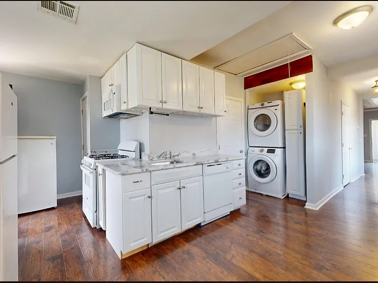654 Cincinnati Ave — Photo 10