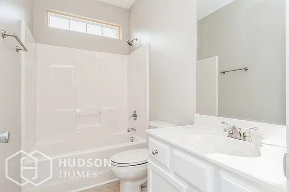 156 Valerie Dr — Photo 10