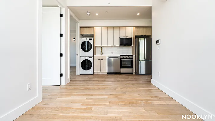 Kitchen, photo 1