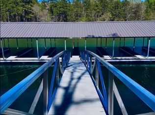 6 Lake Falls Dr, Hartwell, GA 30643