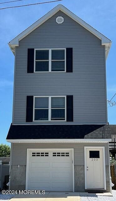 1st image of 203 Sunset Avenue