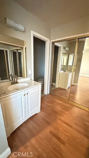 4 bed, 2160 sqft, $3,950 — Photo 4