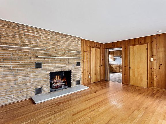 5th image of 1201 N Woolsey Ave