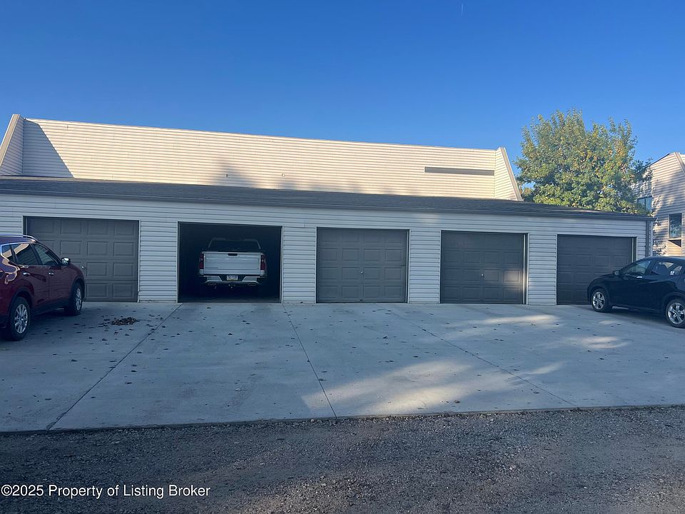 2nd image of 206 Kuchenski Dr #3