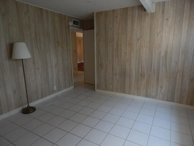725 Adeline Pl — Photo 11