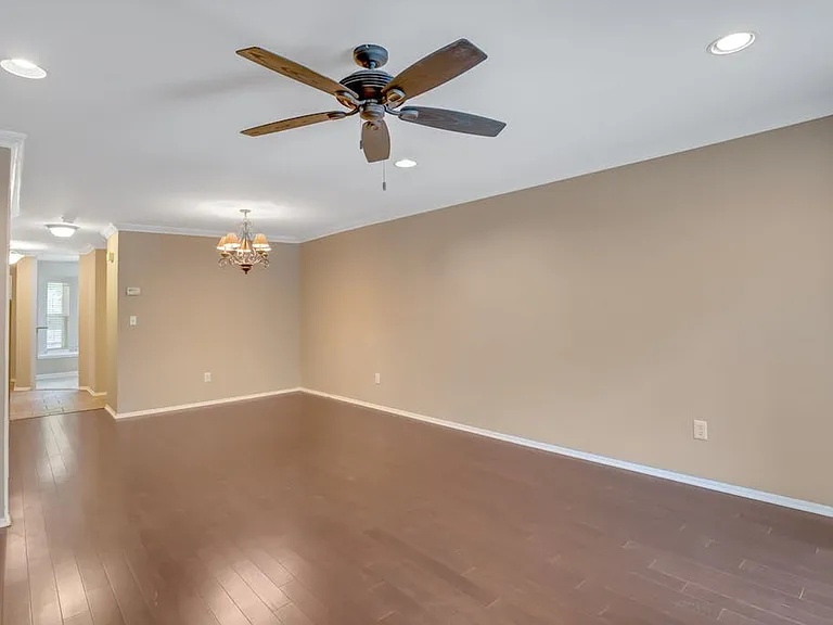 2269 Nash Ct — Photo 5