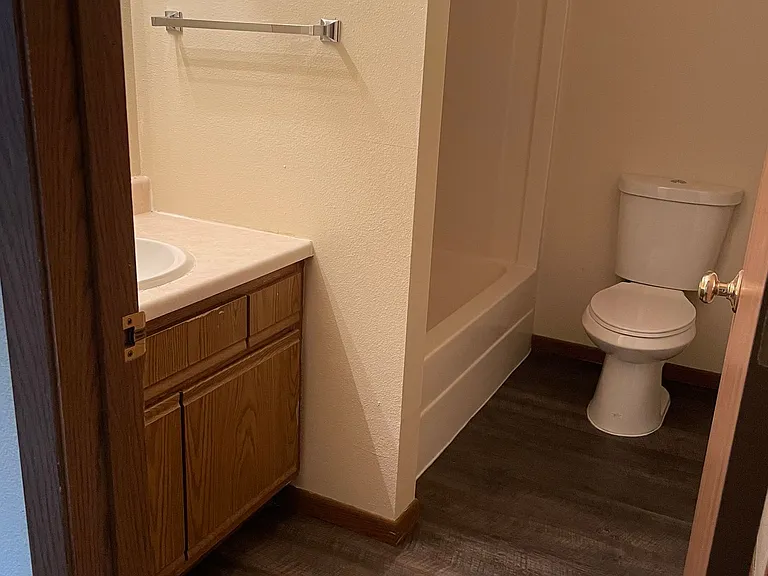 1703 University Dr SE #204 — Photo 17