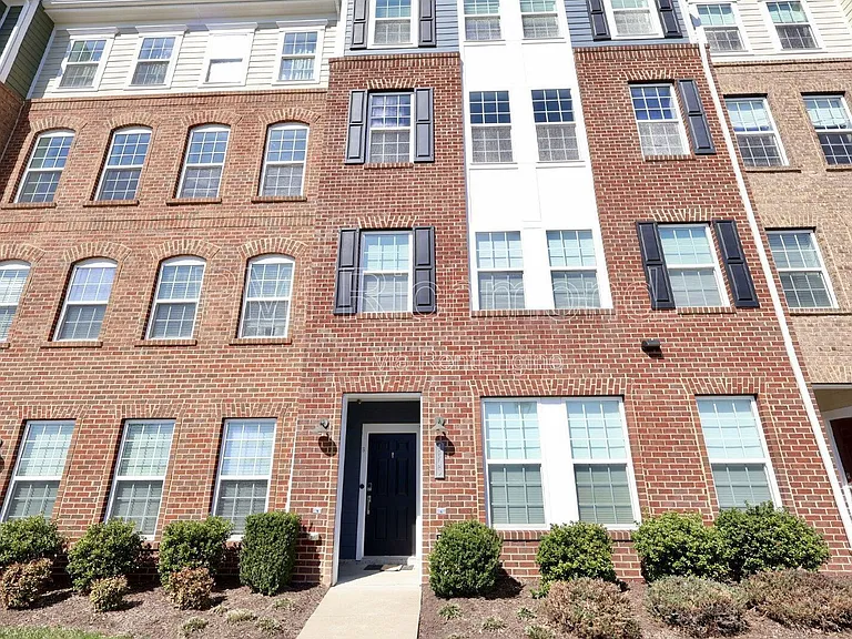 4340 Bon Secours Pkwy #B — Photo 2