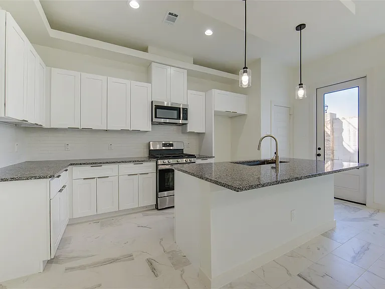 2928 El Fenice Ln — Photo 45