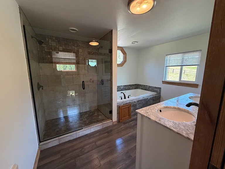 14695 Spring Hill Rd — Photo 11