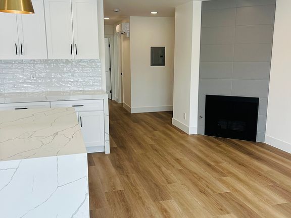 4th image of 811 Alabama St #5
