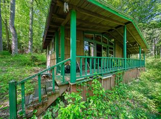 25 Posse Creek Rd, Burnsville, NC 28714