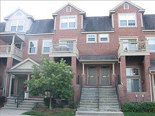 1st image of 3070 Barclay Way