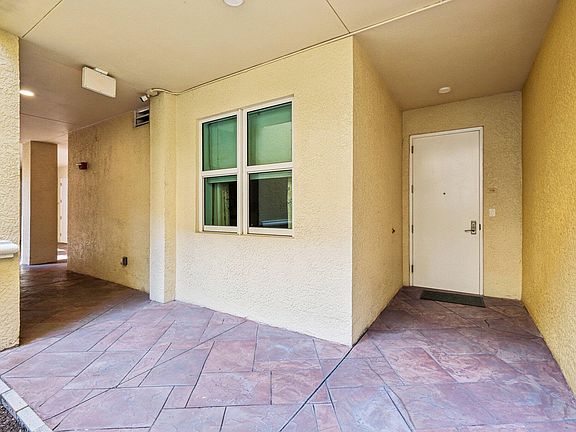 5th image of 2640 Lake Shore 116 Drive #116
