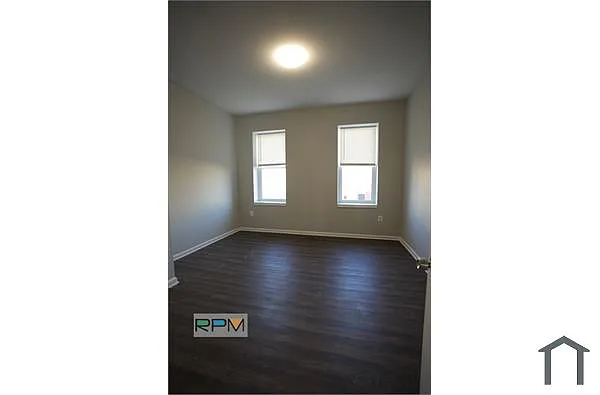 Building Photo - 513 N Luzerne Ave