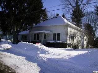 225 Spring St, Stockbridge, MI 49285