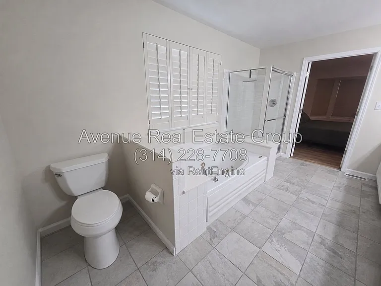 956 Briar Green Ct — Photo 15