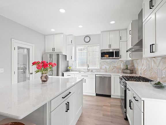 5th image of 4522 Portofino Dr