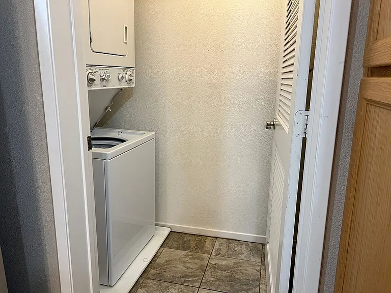1355 Nicolette Ave #1323 — Photo 15