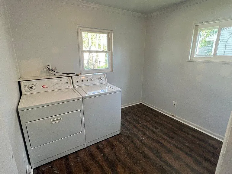 2130 Bonner St — Photo 12