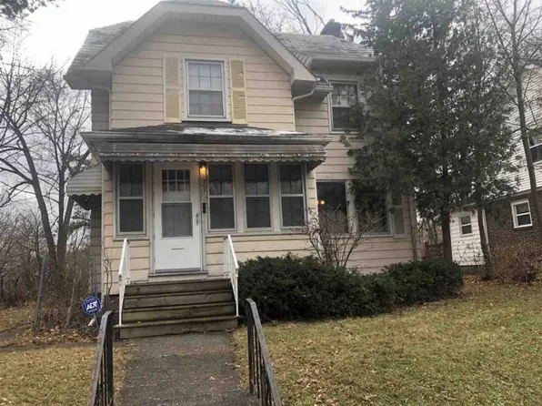 757 N Chevrolet Ave, Flint, MI 48504