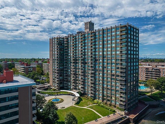 2nd image of 166-25 Powells Cove Boulevard #15D