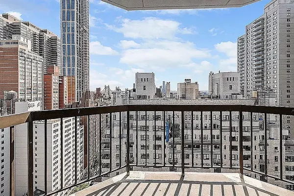 Rented by Metropolitan Property Group | media 8