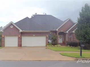 121 Challain Dr, Little Rock, AR 72223