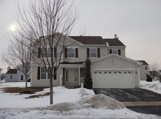 869 Alpine Trl, Aurora, IL 60504