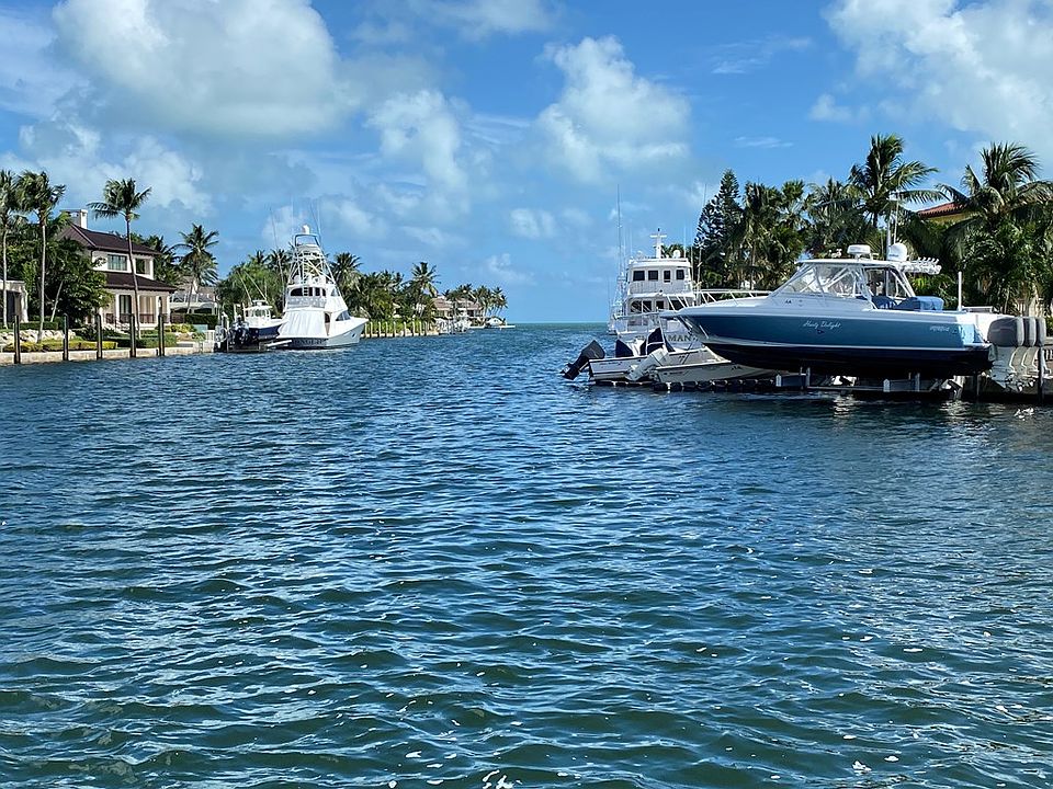 2nd image of 5 S Exuma Rd