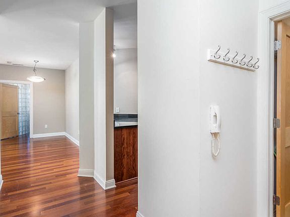 4th image of 1888 N Humboldt Ave APT 401