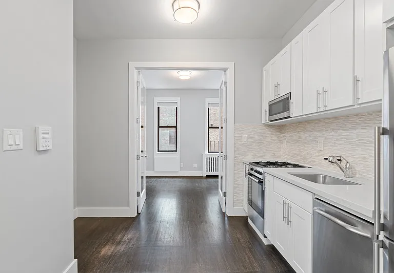 1582 1st Ave #2B — Photo 3