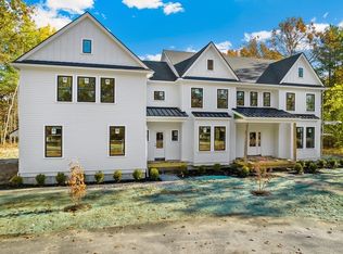 14 Woburn St, Andover, MA 01810