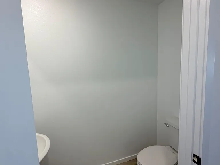 880 Lynx St — Photo 8