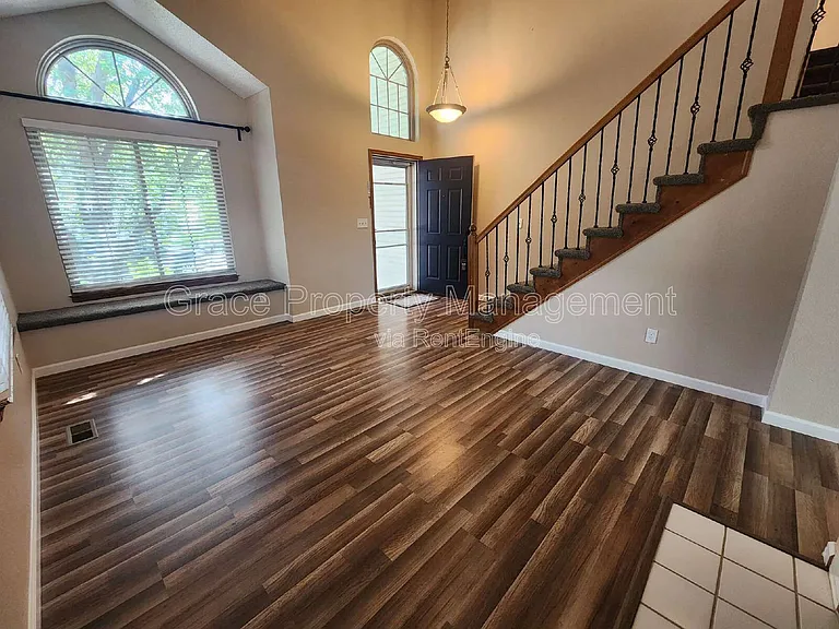 11725 Chase Ct — Photo 3