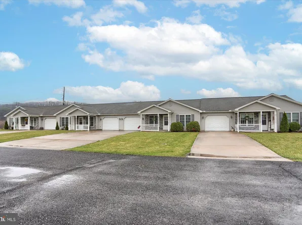 24 Rome Ct, Mount Pleasant Mills, PA 17853