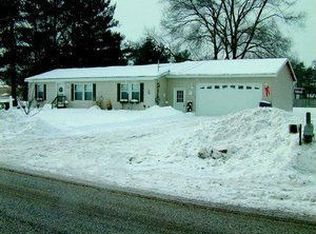 3323 S Dangl Rd, Muskegon, MI 49444