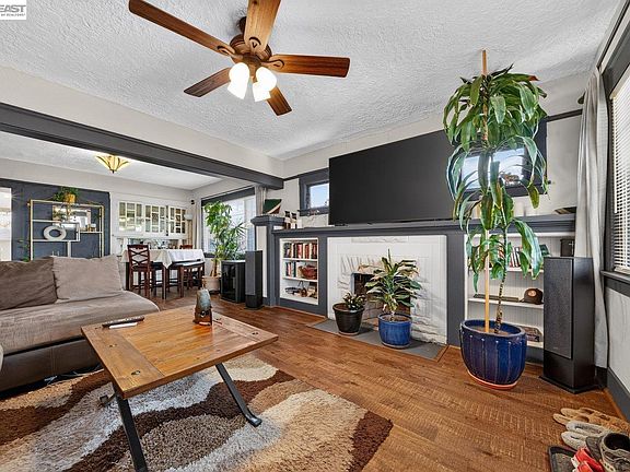 3rd image of 1708 Auseon Ave