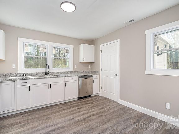 2nd image of 2637 Marldale St