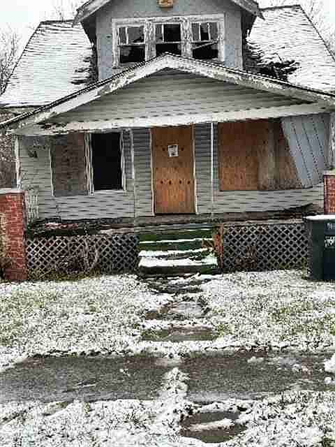 14914 Cloverdale