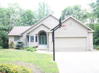 2343 Stevens Creek Ct, Fruitport, MI 49415
