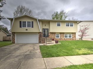 4437 Lawson Dr, Decatur, IL 62526