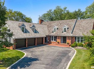 14 Chrisendale Ln, Washington, IL 61571