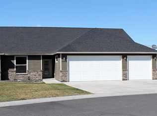 7905 Crestfields Rd, Yakima, WA 98903