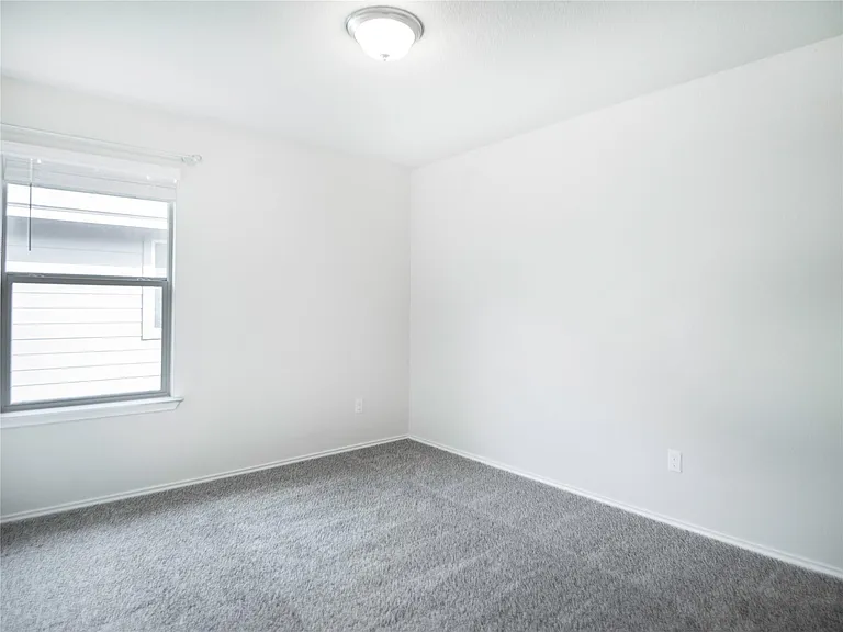 106 Reagor Dr — Photo 12