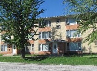 8751 W 79th St APT 6, Justice, IL 60458